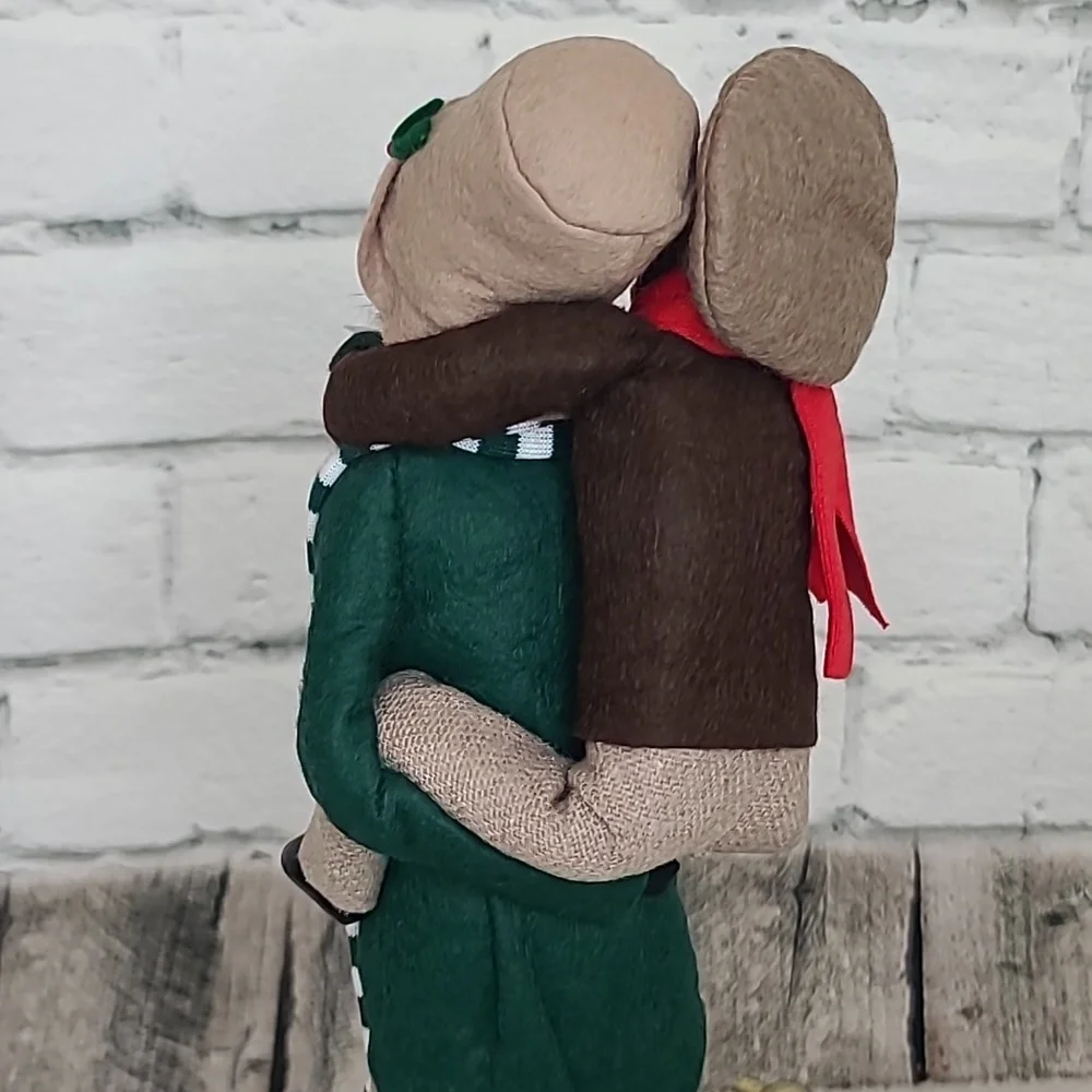 Byers' Choice Caroler 1991-94 Bob Cratchit & Tiny Tim From 